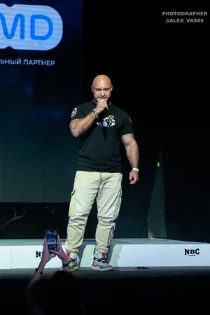 Предложение руки и сердца